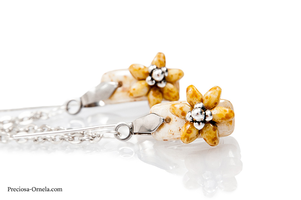 New 2-hole beads from Preciosa Ornela