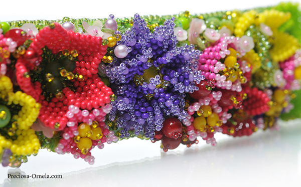 Preciosa Terra Intensive Floral Bracelet